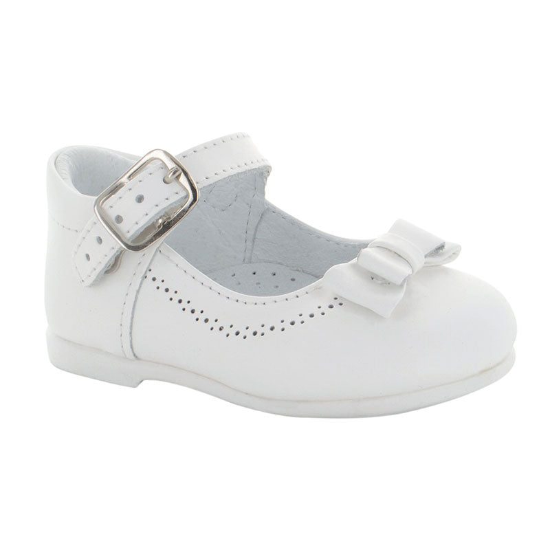 Zapato-Color-Blanco-Con-Taconsito-Y-Hebilla-Para-Nina