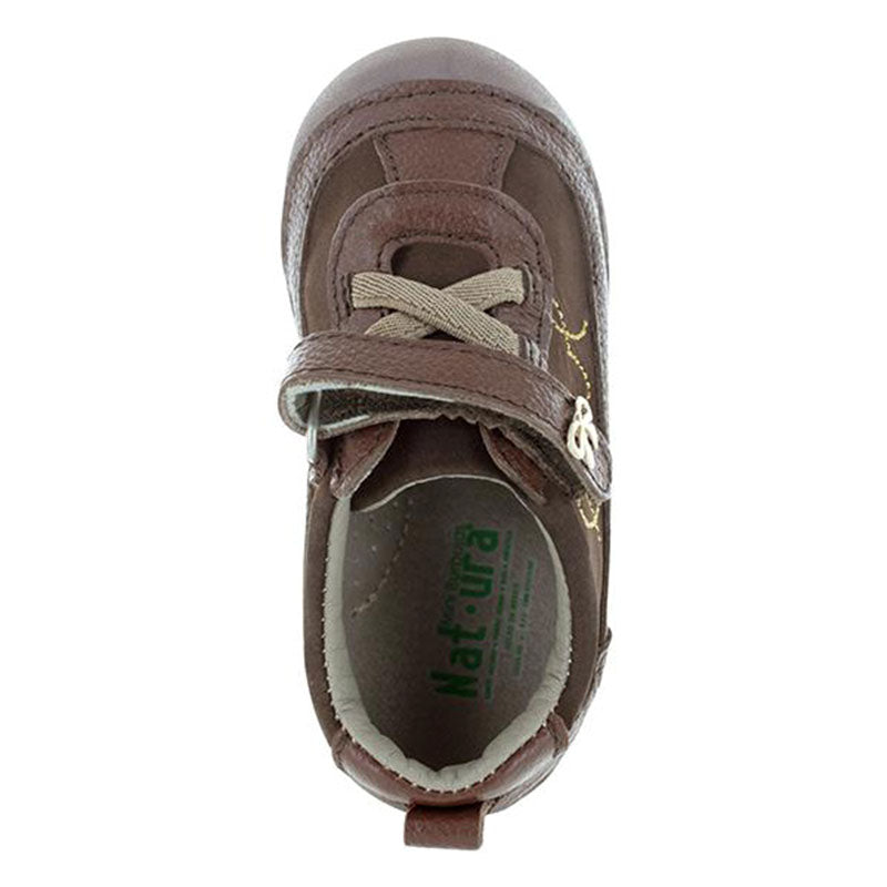 Zapatos-Flexibles-Color-Caoba-Para-Nina-Primeros-Pasos