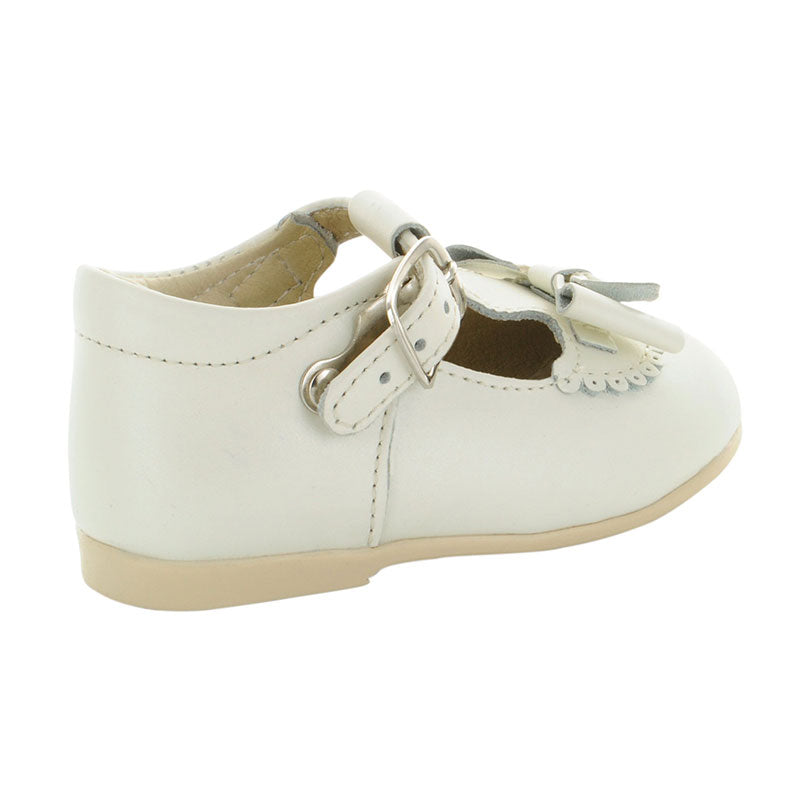 Zapatos-Para-Ceremonia-Color-Beige-Con-Mono-Para-Nina