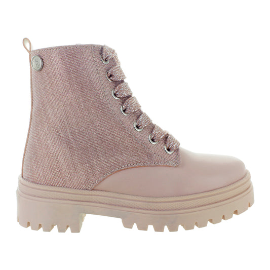 Media bota de piel para niña con detalle metálico en el tobillo mini burbujas vista lateral.