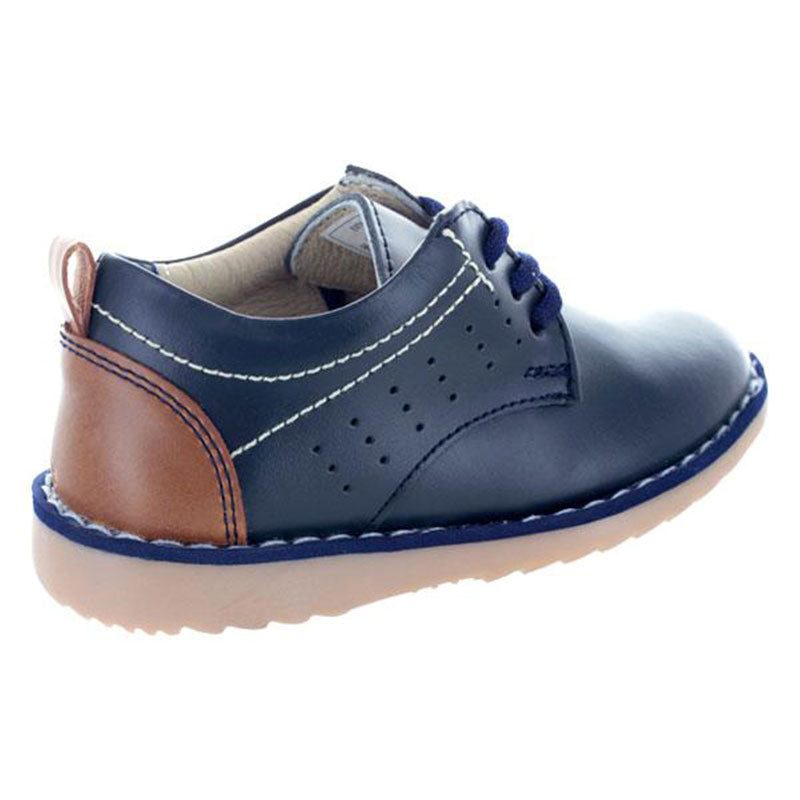 Zapato casual para niño de piel color azul marino – Burbujas